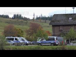 Die gemeinde ibach hat 380 einwohner und liegt auf dem weitausgedehnten, vom ehemaligen feldberggletscher geformten hochtal. Kreml Kritiker Alexej Nawalny Sorgt Fur Ausnahmezustand Wahrend Urlaub Im Sudschwarzwald Youtube