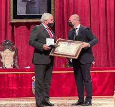 José Luis Galloso ya tiene la Medalla de Oro de su ciudad El Puerto de  Santa María