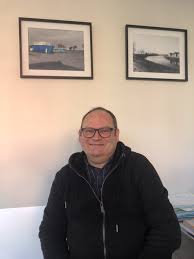 Photo Interview. Maire de Mons-Boubert depuis 2001 Emmanuel ...