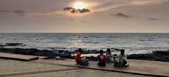 Bandstand Promenade : r/mumbai
