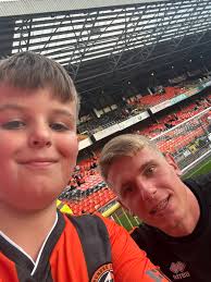 Scott Brough (@brougher1979)