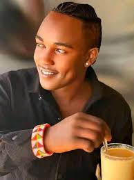 MAA KINGS    AND QUEEN'S  