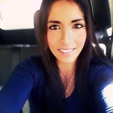 Vicky Dominguez (@vicky_dom87)