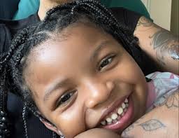 Autism prevalence compared to green eyes