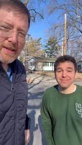 @jonlovett is here in Wisconsin to knock