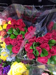 Maybe you would like to learn more about one of these? Costco Roses Are Red Are They Cheaper Too Savingadvice Com Blog