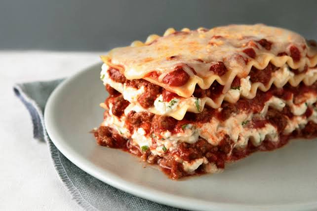 Mga resulta ng larawan para sa Lasagne or Lasagna baked"