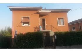 1.141 annunci di appartamenti e case in vendita a varese, trova l'immobile più adatto alle tue esigenze. Privato Vende Casa Indipendente Bifamiliare A Cajello Annunci Gallarate Varese Rif 212151
