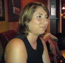 Sandra Bloch (2005) rejoint Interdeco Multimedia en tant que Chef de Pub