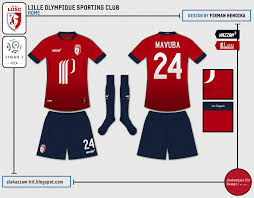 Looks better with this small logo than the giant p they have on the actual kit. Lille Osc Home Football Kits