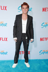 (mods are not netflix employees, but limit threads suggesting changes to netflix. Kj Apa Kj Apa Photos Special Screening Of Netflix S The Last Summer Arrivals Zimbio