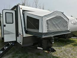 Maybe you would like to learn more about one of these? 2020 Flagstaff Shamrock Hybrid 23ikss With Kitchen Island