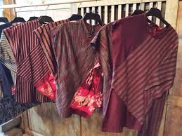 Batik Lurik Tops By Phillip Iswardono Jogjakarta Desain Blus Pakaian Kain