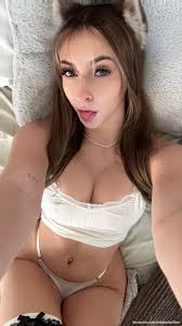 Lilian 🥰 - Private Stories, exclusive videos, private messaging - Fancentro