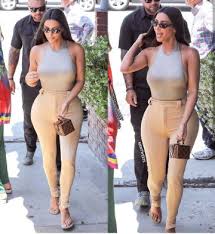 Kim Kardashyan Bez Belya Osharashila Vneshnim Vidom Ni Kapli Styda Foto Slili V Set Politeka
