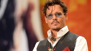 Denn in den letzten jahren geht es . Johnny Depp Wird Verklagt Weil Er Am Set Ausrastete Und Zuschlug