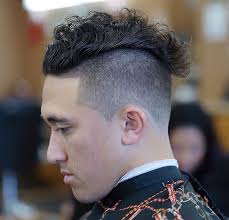 Discover the top 70 best short wavy hairstyles for men with cool texture and manly contrary to popular belief, short hair doesn't have to be unfashionably dull. 21 Wavy Hairstyles For Men 2021 Trends Styles