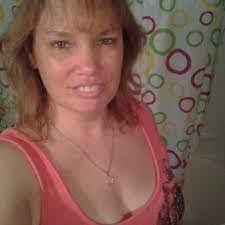 Diane Link's Instagram, Twitter & Facebook