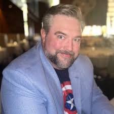 Daniel Harvell's Instagram, Twitter & Facebook