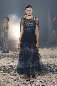 Taglia 38, in ottime condizioni vintage. Abiti Da Cerimonia Le Tendenze Piu Glamour Per La Primavera 2019 My Luxury