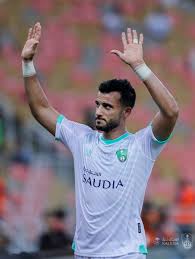 النادي الأهلي السعودي on twitter الأهلي الفتح صور فرحة عمر السومة بالهدف الثاني