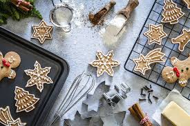 We've broken down the crafts into different sections for you to make it easy to find the perfect christmas craft for your kids! 50 Best Christmas Activities For Kids And Adults In 2020