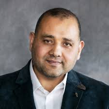 Nobles Investment Offers 54 Scholarships To Al-Aman Fund For Orphans