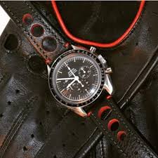 Black And Red Watch Straps Repost From Espritnato Thanks For Sharing A Hirsch Rally On This Stunning Omega Speedmaster Luxury Watches For Men Best Watches For Men Watches For Men