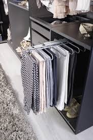 Jede Hose Einzeln Aufhangen Das Ist Nichts Fur Ordnungsmuffel Aber Fur Alle Die Im Kleiderschrank Die Ubersicht Kleiderschrank Schlafzimmer Schrank Schrank