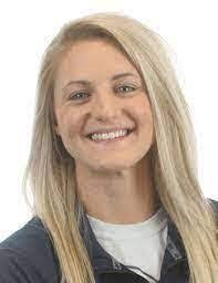 Carmen Weiser's Instagram, Twitter & Facebook