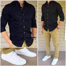 Chris Mehan No Instagram Black And Tan I Love The Contrast Of A Black Shirt Against Tan Pants And In 2020 Mens Casual Outfits Mens Outfits Sneakers Outfit Men