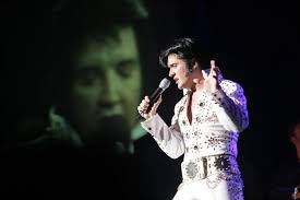 Der Elvis-Imitator Grahame Patrick lässt den King auferstehen