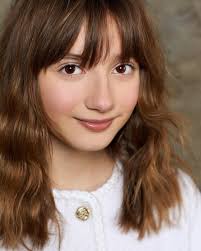 Thalia Anne Oliver your focus and presence literally blows my mind #profesh  @thaliaanneoliver #bigeyedbeauty #oldsoul #actress #kidactor  #thaliaanneoliver #browneyes #bangs #potraitofabeauty #imdb #casting  #danapatrickphoto #headshots #headshotsla ...