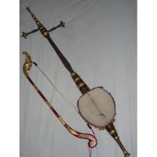 Kostum penari menggunakan kebaya khas sunda. Koleksi Gambar Sketsa Tari Jaipong Sketsa Gambar