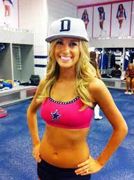 Dallas Cowboys Cheerleaders Dallas Cheerleaders Nfl Cheerleaders Professional Cheerleaders