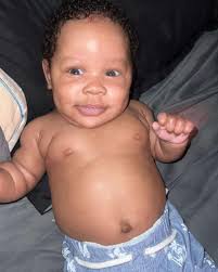 My preemie not a preemie anymore 😩🥰