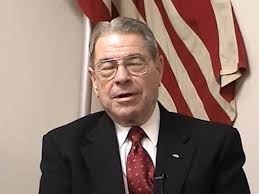 Lester Lee Earls Collection