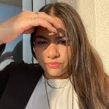 Carol Cinquemani's Instagram, Twitter & Facebook