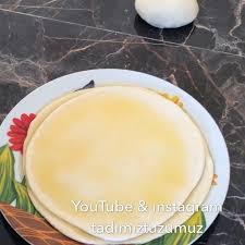 Emel Kartav On Instagram Oklavasiz Zar Gibi Acilabilen Ispanakli Kol Boregi Tarifi Youtube Kanalimdan Ayrintili Olarak Izleyebilirs Food Fruit Desserts