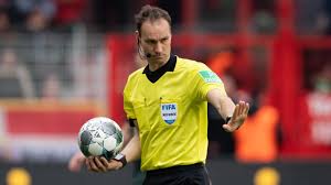 Bundesliga Clash Stopped Twice As Fan Protests Against Hoffenheim Owner Hopp Continue In 2020 Union Berlin Fan Fifa 20