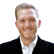 I'm thrilled to join the CBRE Capital team! Thank you, Joshua Sonshine and  Justin Persaud for the opportunity and warm welcome. I can't wait to roll  up my sleeves, learn from this