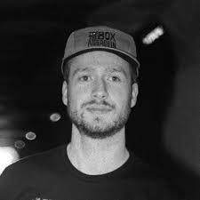 Jeremy Schaefer's Instagram, Twitter & Facebook