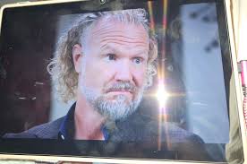 Me and my sisters interaction about this picture 😂❤️ Me "Awwww look how  sweet he looks" *shows the picture* Her "No, look at the cake (to try to  make me talk about