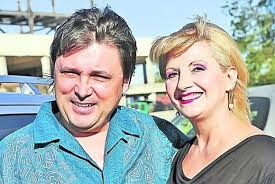 Valeriu sfetcu album colaj lume lume iar iti cant. Erau CertaÈi Cu Mama Lor Dar N A Contat Ce Au FÄcut BÄieÈii Ilenei Ciuculete Click Mobile