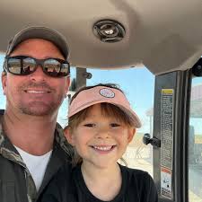 What is the best light for predator hunting, Sniper Hog Light or Coyote  Reaper XXL?