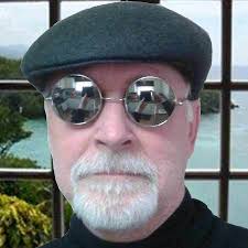 Amazon.com: Eugene Lloyd MacRae: books, biography, latest update