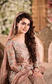 Pin By Sayeda Hadijah Baagil On Dresses Pakistani Bridal Dresses Engagement Dress For Bride Pakistani Bride