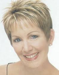 6 classic short hairstyles for older women that'll never go out of style! Hair
