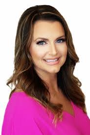 Kathy Nickles's Instagram, Twitter & Facebook