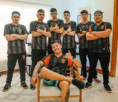 Uma vez cadastrados, os times precisam, obrigatoriamente, fazer a inscrição nos 4 torneios da série c até o dia 16 de maio de 2021 às 22 horas. Lbff 2021 Serie B Los Grandes Newx E Mais Se Classificam Para Final Free Fire Ge